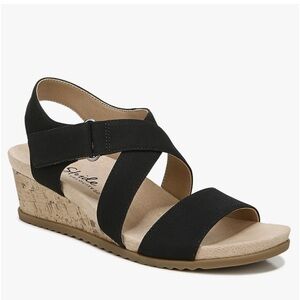 LifeStride Velocity 2.0 woman’s wedge sandals. Dress up or wear with jeans.
